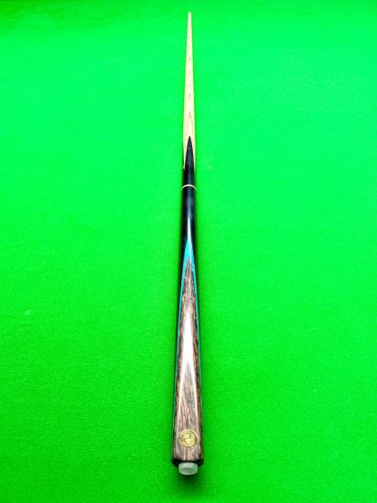 Full-length image of Cue Creator Palmwood Single Face Splice snooker cue with ash shaft