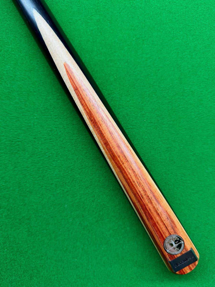 Tulipwood spliced butt with maple veneer on Cue Creator Hercules Pro Series snooker cue